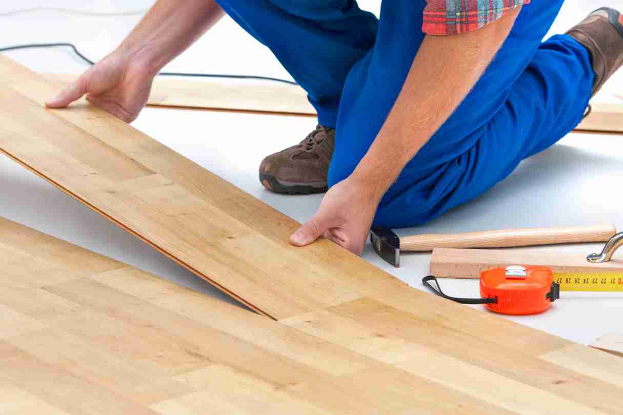 Carpet vs. Hardwood: Best Flooring for Wheelchairs